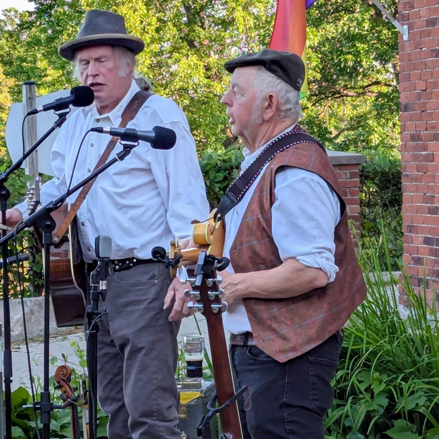 Reverend Ken and Washboard Hank